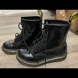 Patent Dr. Martens boots
